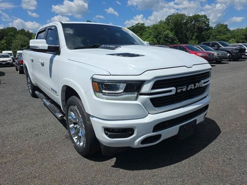 Used 2022 RAM 1500 Laramie AWD/4WD image 2