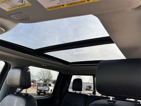 Used 2024 Ford F350 Lariat w/ Sport Appearance Package image 29