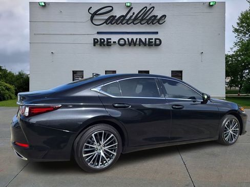 Used 2025 Lexus ES 350 w/ Premium Package image 3