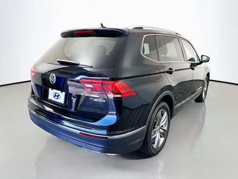 Used 2020 Volkswagen Tiguan SEL AWD/4WD image 5