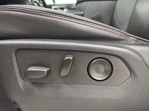 Used 2022 Chevrolet Tahoe RST w/ Luxury Package image 10