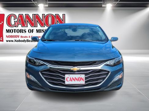Used 2024 Chevrolet Malibu LT FWD image 2