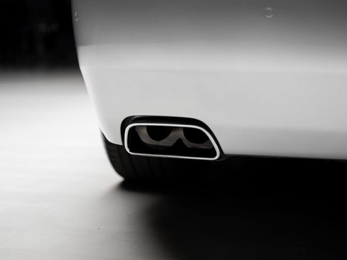 Used 2017 Rolls-Royce Dawn RWD image 34