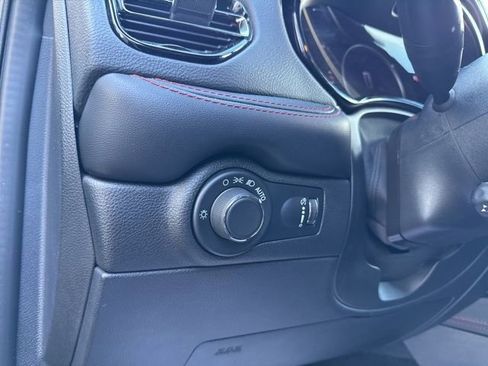 Used 2024 Dodge Durango GT image 30