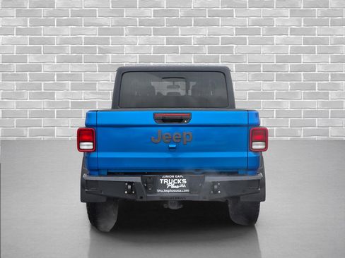Used 2021 Jeep Gladiator Rubicon w/ Dual Top Group AWD/4WD image 4