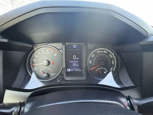 Used 2019 Toyota Tacoma SR w/ SR Convenience Package image 25