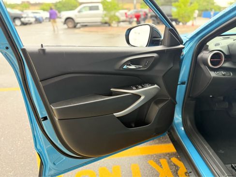 New 2025 Chevrolet Trax RS w/ Driver Confidence Package image 13