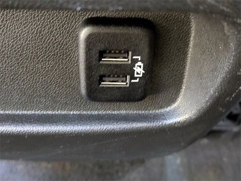 Used 2017 Cadillac XT5 Premium Luxury w/ LPO, Wheel Lock Package image 15