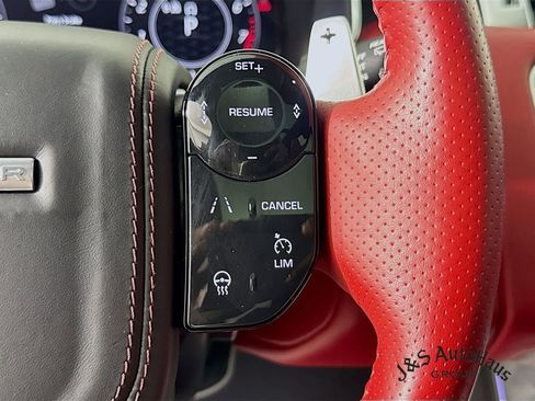 Used 2022 Land Rover Range Rover Sport SVR image 14