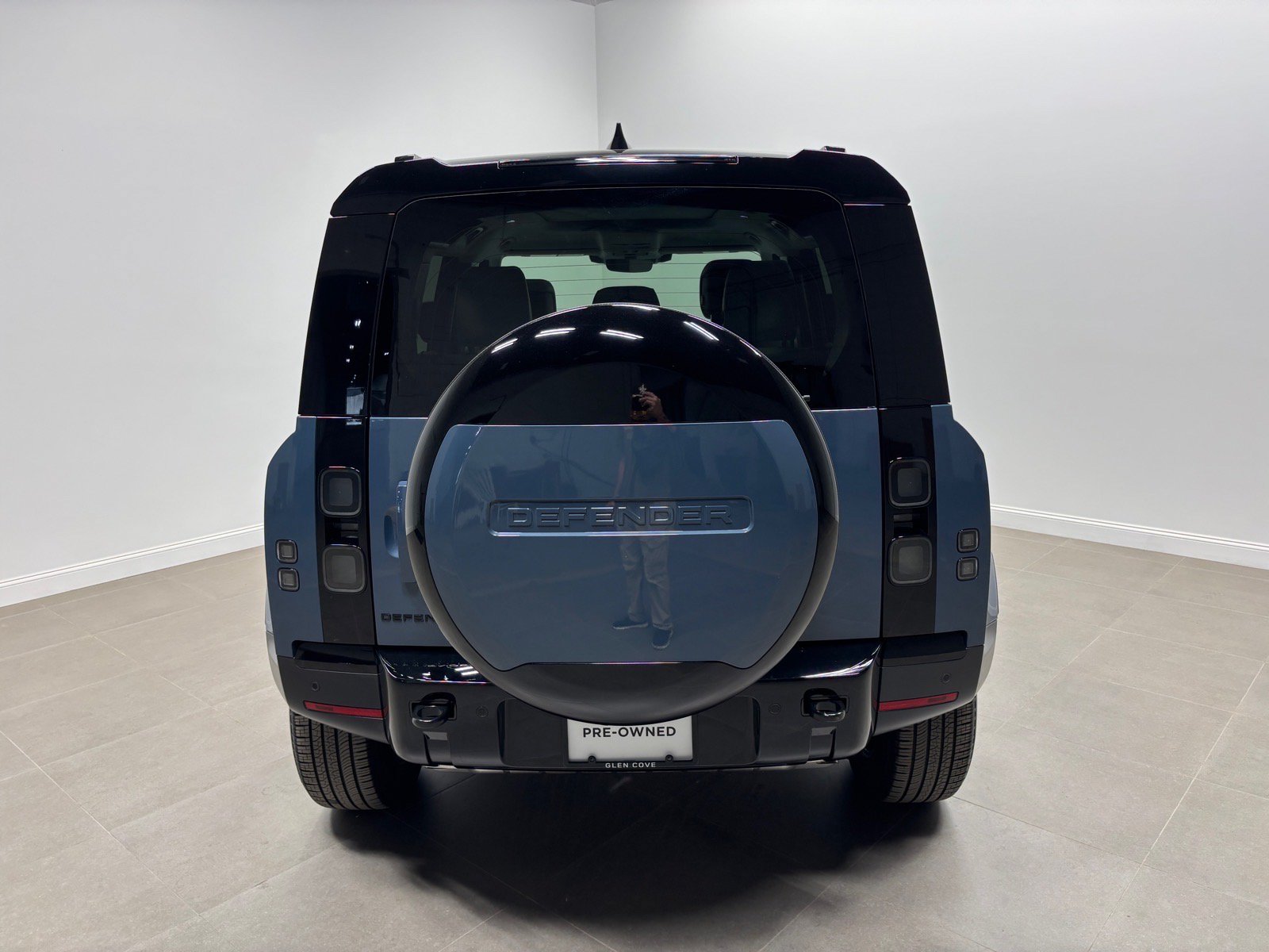 Used 2026 Land Rover Defender 110 S AWD/4WD image 8