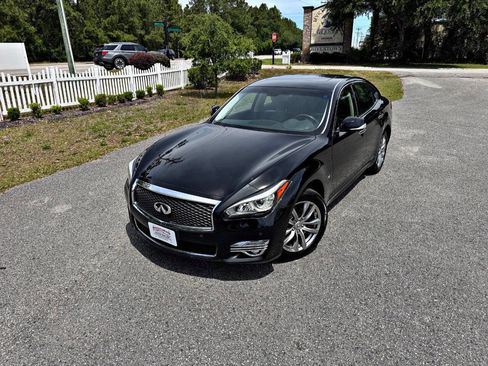 Used 2015 INFINITI Q70 3.7 AWD/4WD image 27
