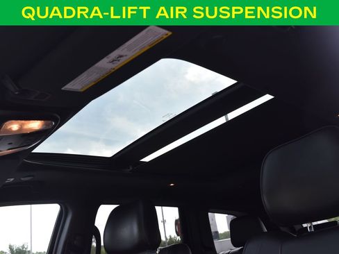 Used 2018 Jeep Grand Cherokee Overland AWD/4WD image 22