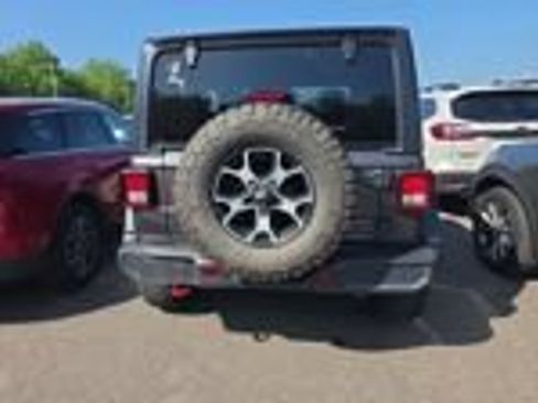 Used 2022 Jeep Wrangler Rubicon w/ Cold Weather Group AWD/4WD image 2