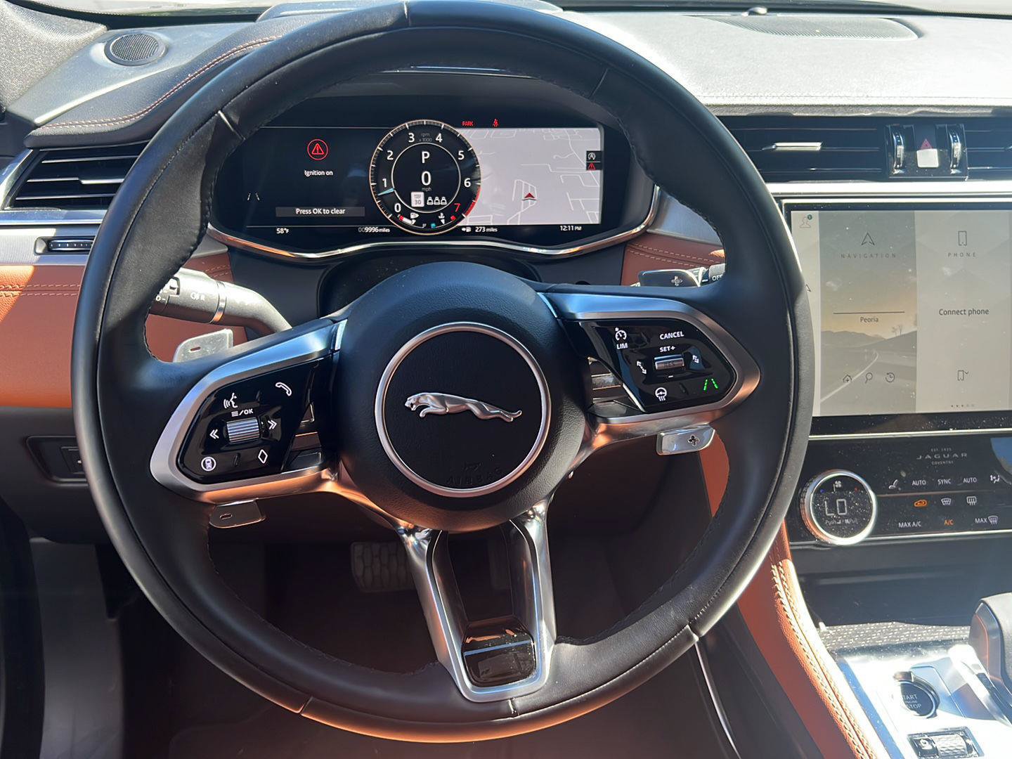Certified 2026 Jaguar F-PACE R-Dynamic S AWD/4WD image 11