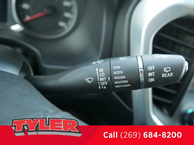 Used 2021 GMC Acadia SLT w/ Preferred Package FWD image 21