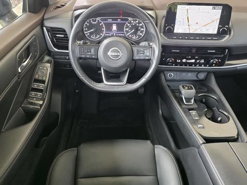 Used 2023 Nissan Rogue SL w/ SL Premium Package FWD image 12