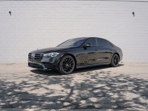 Used 2024 Mercedes-Benz S 580 4MATIC Sedan image 1