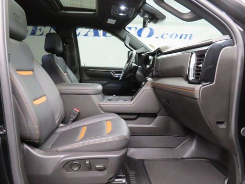 Used 2025 GMC Sierra 2500 AT4 w/ AT4 Premium Plus Package image 34