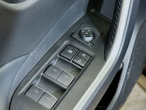 Used 2024 Toyota RAV4 XLE w/ Convenience Package AWD/4WD image 7