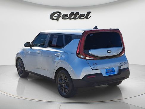 Used 2021 Kia Soul EX image 4