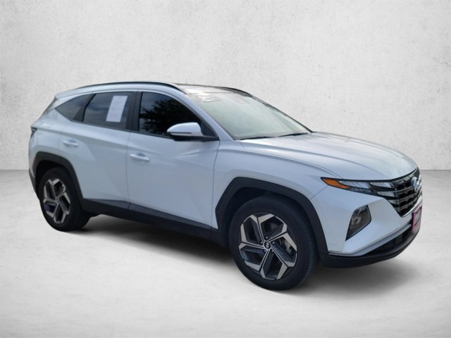 Used 2022 Hyundai Tucson SEL w/ Cargo Package AWD/4WD image 3