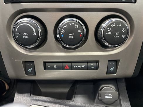 Used 2013 Dodge Challenger SRT8 w/ Harman Kardon Audio Group image 32