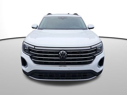 Used 2024 Volkswagen Atlas SE image 9