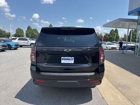 Certified 2024 Chevrolet Suburban Z71 w/ Luxury Package image 5