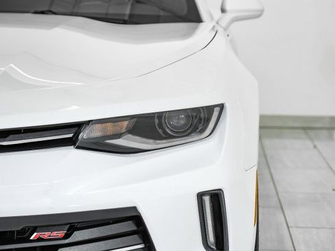 Used 2018 Chevrolet Camaro LT w/ RS Package image 34