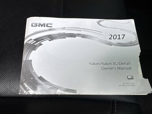 Used 2017 GMC Yukon XL SLT AWD/4WD image 22