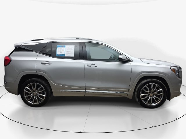 Used 2022 GMC Terrain Denali AWD/4WD image 5