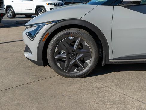 New 2026 Kia EV6 Light AWD/4WD image 29