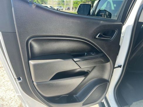 Used 2019 Chevrolet Colorado ZR2 w/ ZR2 Dusk Special Edition image 7