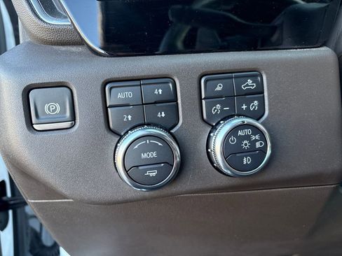 Certified 2024 GMC Sierra 1500 SLT w/ SLT Premium Plus Package image 24