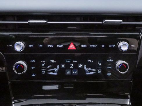 Certified 2025 Genesis G80 2.5T Sport Prestige image 17