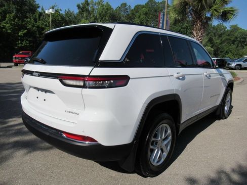 New 2026 Jeep Grand Cherokee Laredo X RWD image 7