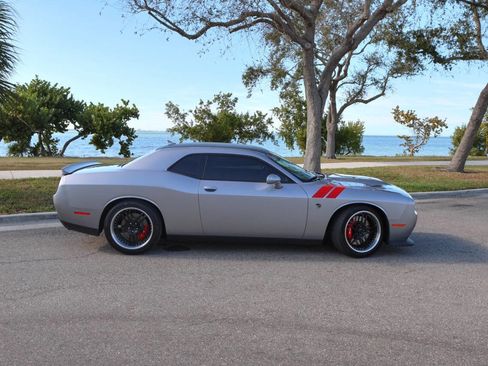Used 2015 Dodge Challenger SRT Hellcat image 54