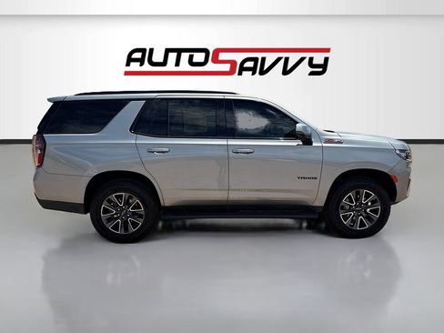 Used 2024 Chevrolet Tahoe Z71 w/ Luxury Package AWD/4WD image 8