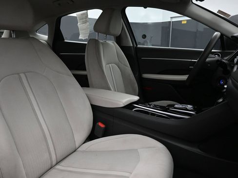 Certified 2023 Hyundai Sonata SE w/ Cargo Package FWD image 27