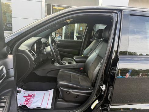 Certified 2021 Jeep Grand Cherokee Laredo X image 13