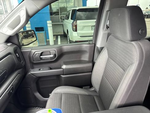 Used 2024 Chevrolet Silverado 1500 Custom RWD image 17
