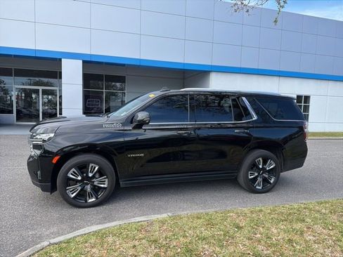 Used 2022 Chevrolet Tahoe High Country image 3