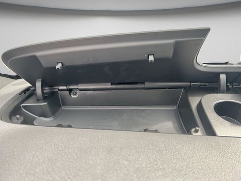 Used 2024 Mercedes-Benz Sprinter 2500 image 41