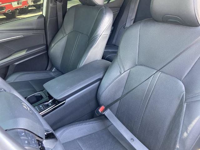 Used 2025 Toyota Camry XSE FWD image 14