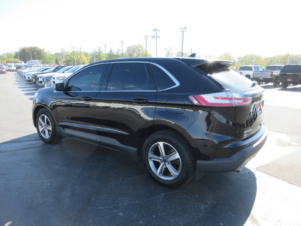 Used 2019 Ford Edge SEL w/ Equipment Group 201A AWD/4WD image 9