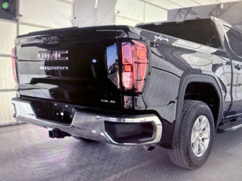 Used 2026 GMC Sierra 1500 SLE AWD/4WD image 5