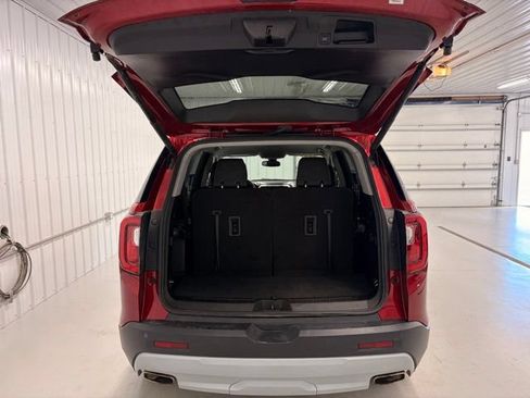 Used 2023 GMC Acadia SLT AWD/4WD image 5