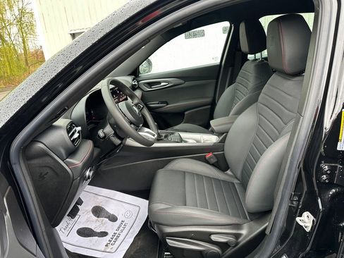 Used 2023 Dodge Hornet GT w/ Cold Weather Group AWD/4WD image 17