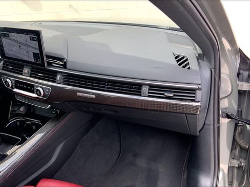 Used 2023 Audi S4 Premium Plus w/ Premium Plus Package image 24