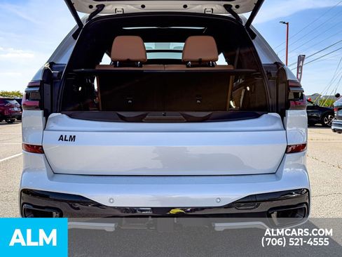Used 2024 BMW X7 xDrive40i w/ M Sport Package AWD/4WD image 31